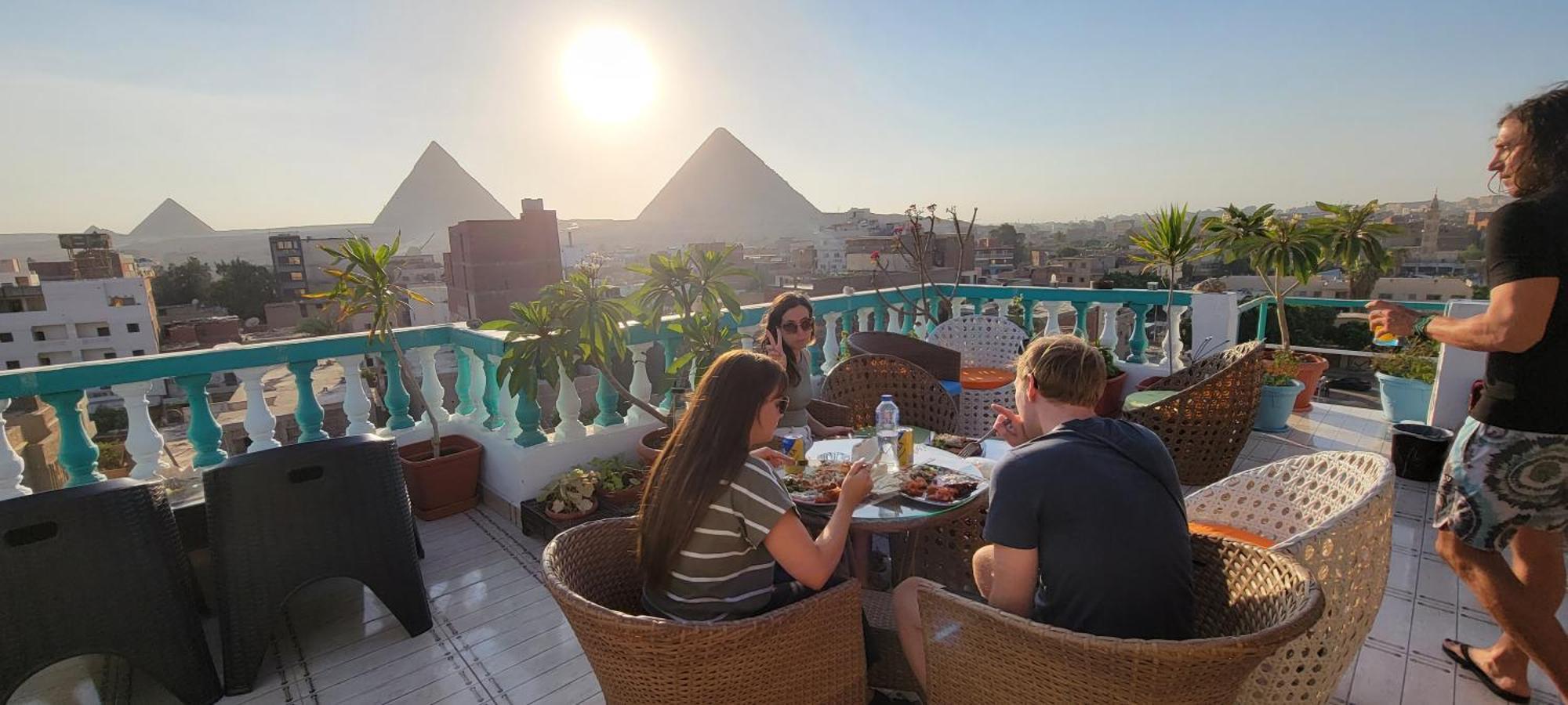 Pyramids Temple Guest House Kafret el-Gabal Esterno foto